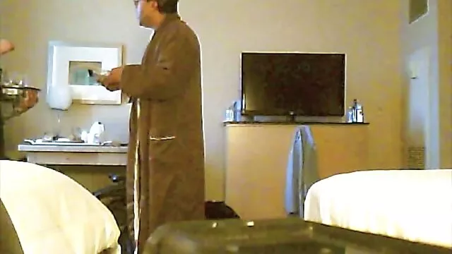Viejo hentai porno audio latino se folla a una chica sexy y la llena de semen