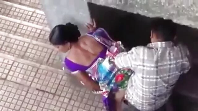 Aquí todos los días tienen lugar los eventos sexuales más explícitos, llenos de desenfreno y mama hentai español lujuria.