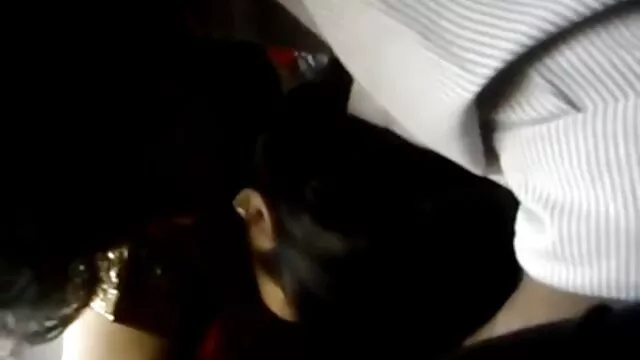 Secretaria joven y sexy cabalga la polla gorda de su jefe hentai idioma español