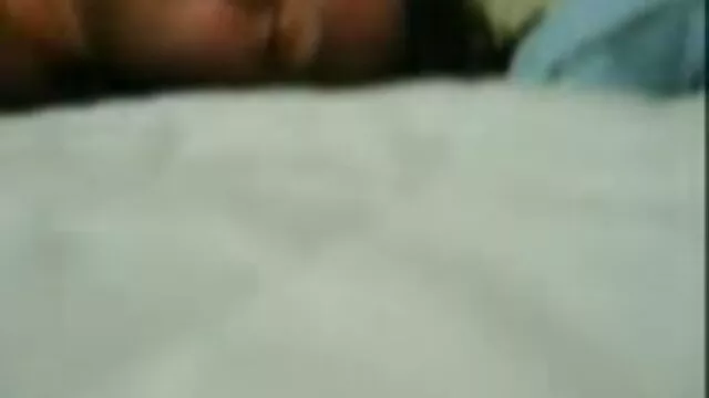 El porno se convirtió en una dura tortura hental en español de jovencitas y sus adorables agujeros, que brotan impacientes de cada embestida del pene.