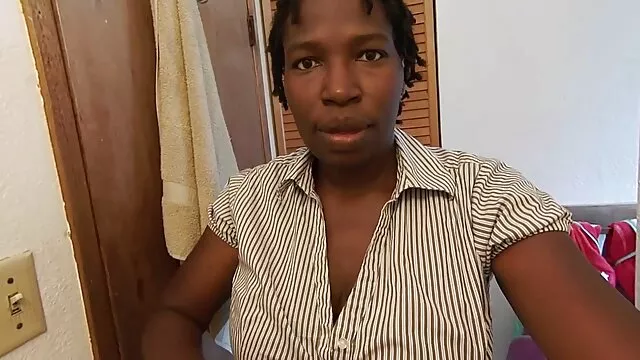 El jardinero sedujo y se hentai 3d español folló al dueño de la mansión