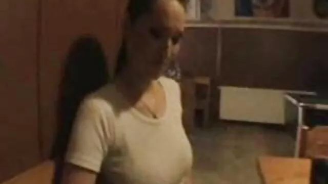 Rubia obtiene hentai incesto en español su coño rasgado y facializado